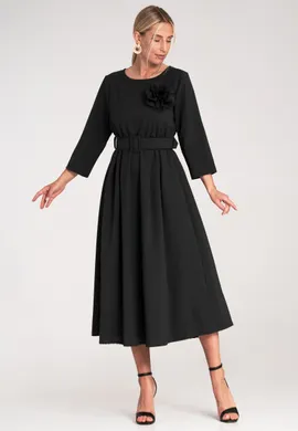 Sukienka czarna elegancka - Czarna sukienka z różą - Sukienka M1217 r. L/XL